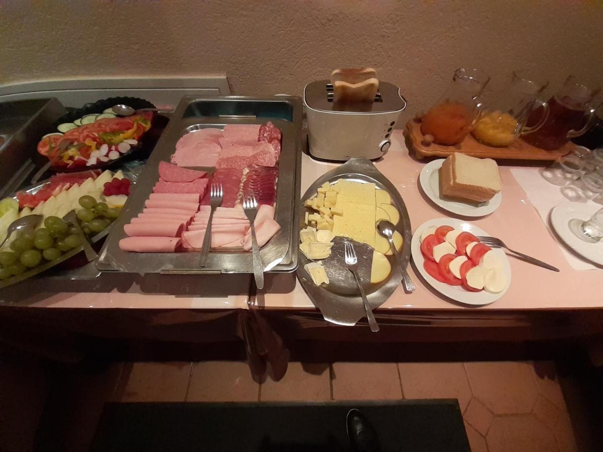 Edit Pension Rossau Esterno foto